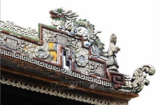 Độc đáo nghệ thuật trang trí tạo hình tại Thái Bình lâu - Đại Nội Huế