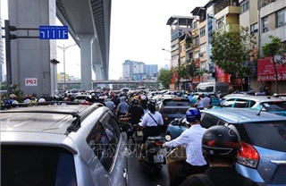 Giao thông Hà Nội ngày đầu tuần sau kỳ nghỉ lễ