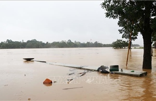 Huế: Lũ trên sông Hương tăng dần, mức xấp xỉ báo động 3