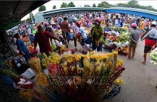 Sắc xuân chợ quê Vị Thanh