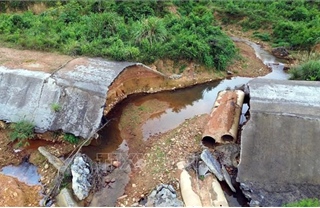 Quảng Trị: Cần sớm đầu tư sửa chữa tuyến đường độc đạo bị sạt lở gây chia cắt