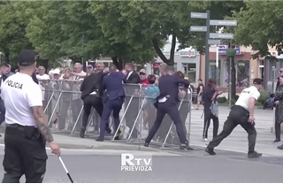 Video khoảnh khắc Thủ tướng Slovakia Robert Fico bị ám sát bằng súng