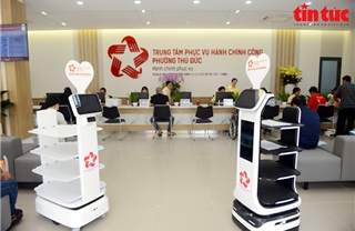 TP Hồ Chí Minh: Phường Thủ Đức tiên phong ứng dụng robot trong hành chính công