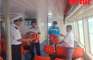 TP Hồ Chí Minh siết chặt kiểm tra an toàn tàu thuyền ứng phó bão số 3