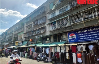 Nhiều lô chung cư Thanh Đa xuống cấp, ‘chuồng cọp’ bủa vây
