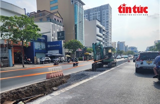 TP Hồ Chí Minh: Phá dải phân cách trên đường Cộng Hòa nhằm giảm áp lực kẹt xe