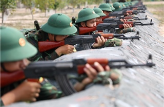 Gần 600 chiến sĩ mới Trung đoàn Gia Định dần thích nghi nếp sống quân đội