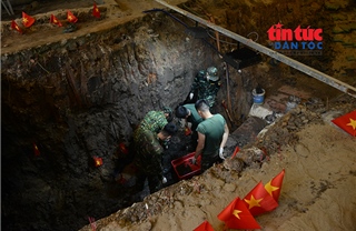 Tiếp tục tìm kiếm hài cốt liệt sĩ tại rãnh mộ tập thể ở Công viên Lê Thị Riêng