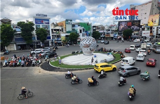 TP Hồ Chí Minh: Vòng xoay Lăng Cha Cả khoác diện mạo mới với biểu tượng chim Lạc