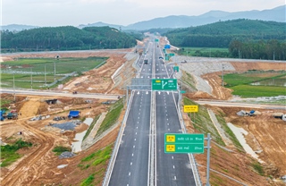 Ngắm cao tốc Quảng Ngãi - Hoài Nhơn trước ngày khánh thành