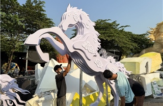 TP Hồ Chí Minh: Lộ diện các linh vật ngựa cho Đường hoa Nguyễn Huệ
