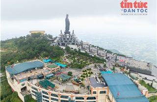 Núi Bà Đen hút khách trong ngày cuối kỳ nghỉ lễ Quốc khánh