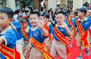 Học sinh TP Hồ Chí Minh bước vào năm học với khát vọng đổi mới