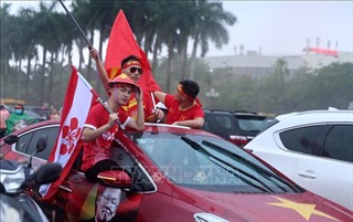 Người hâm mộ chờ đợi tấm HCV bóng đá nam của U23 Việt Nam 