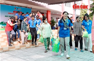 Sôi nổi hoạt động tình nguyện của tuổi trẻ TP Hồ Chí Minh