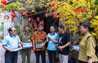 TP Hồ Chí Minh rực rỡ cờ hoa trước thềm bầu cử