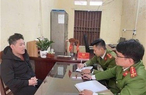 Bắt 3 đối tượng hack mật khẩu tài khoản chiếm đoạt hàng tỷ đồng