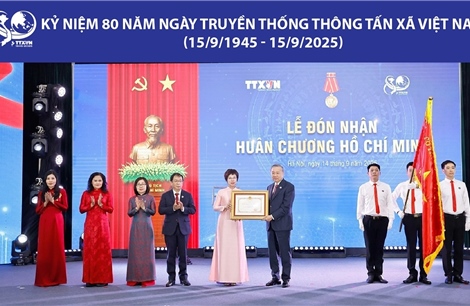 Thông tấn xã Việt Nam vinh dự đón nhận Huân chương Hồ Chí Minh lần thứ 3