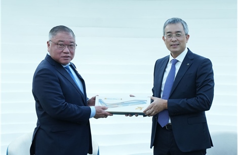 Vietnam Airlines hợp tác chiến lược với du lịch Malaysia quảng bá điểm đến