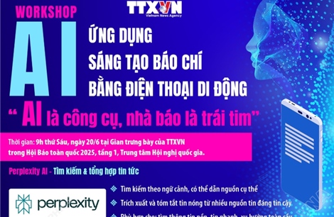 Trải nghiệm sử dụng AI tại gian trưng bày của TTXVN ở Hội Báo toàn quốc 2025