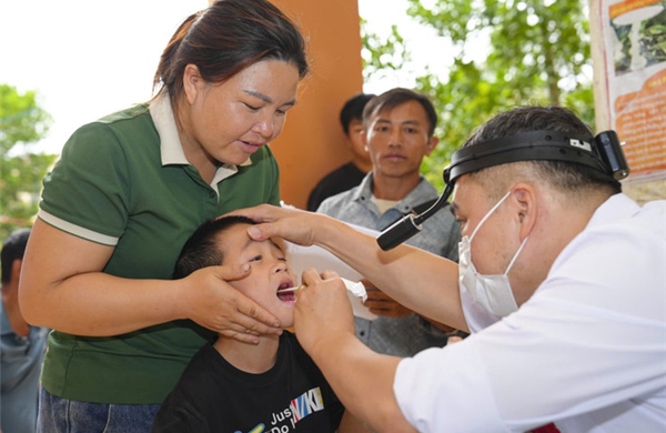 Chủ động nhập cuộc cùng y tế cơ sở