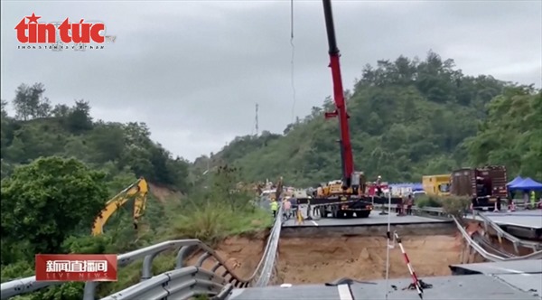 Trung Quốc: Sạt lở đường cao tốc ở Quảng Đông khiến 48 người thiệt mạng
