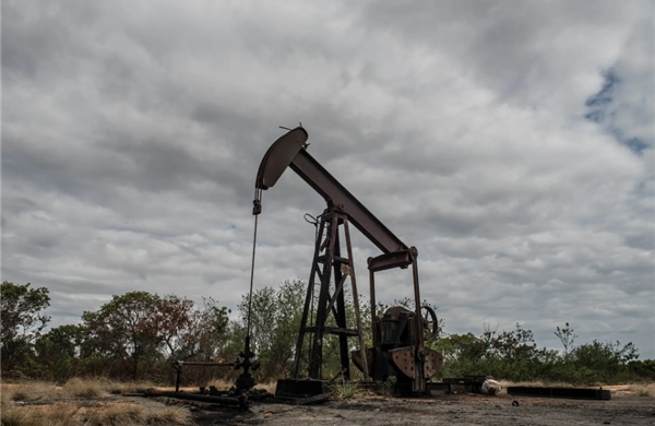 Dầu Venezuela trở lại: Dầu khí đá phiến Mỹ đối mặt phép thử sinh tồn