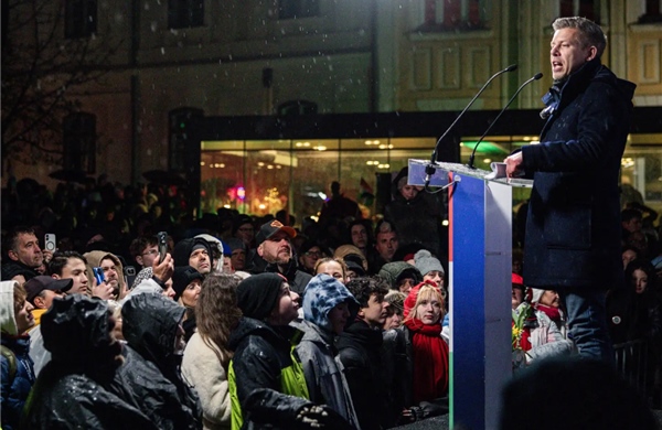 Péter Magyar: Người tạo 'cú sốc chính trường' rung chuyển Hungary
