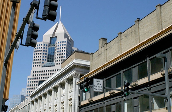Thành phố Mỹ giảm ùn tắc bằng đèn giao thông AI