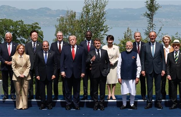 Sau rạn nứt vì Iran, châu Âu chủ động làm lành với Tổng thống Trump