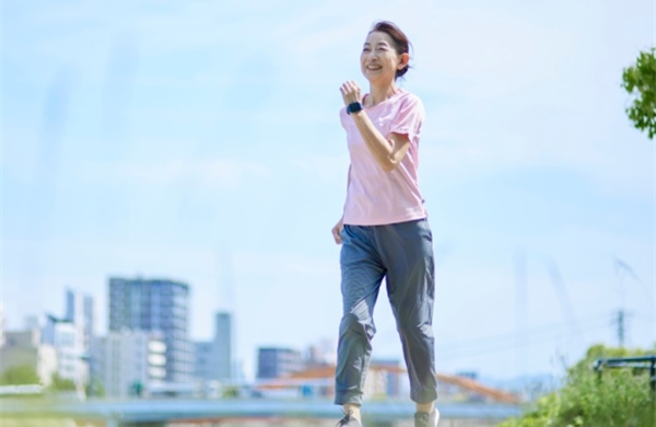 'Đi bộ kiểu Nhật' gây sốt nhờ lợi ích vượt trội