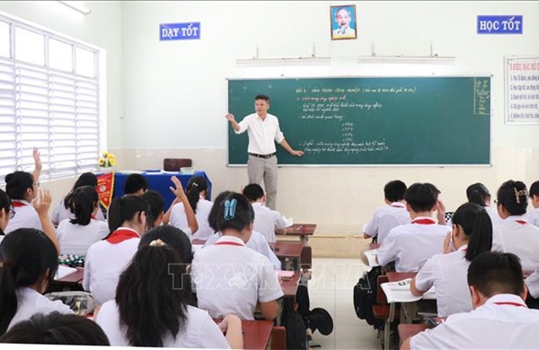 Chỉnh sửa nội dung một số môn học đáp ứng yêu cầu sắp xếp lại đơn vị hành chính