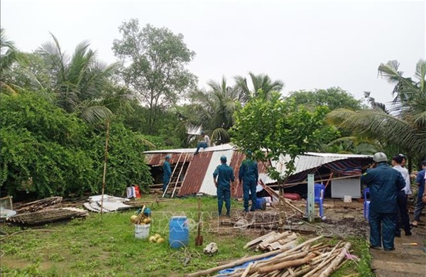 Mưa lớn kèm dông lốc làm hư hại nhiều nhà dân ở Bạc Liêu