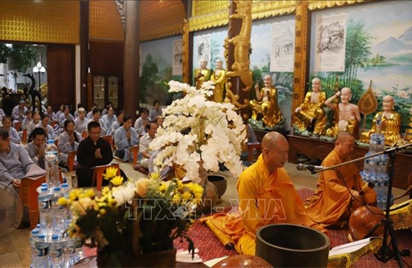 Cộng đồng người Việt tại Lào hưởng ứng &#39;sắp xếp lại giang sơn&#39;