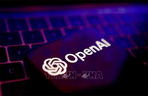 OpenAI &#39;bắt tay&#39; Google
