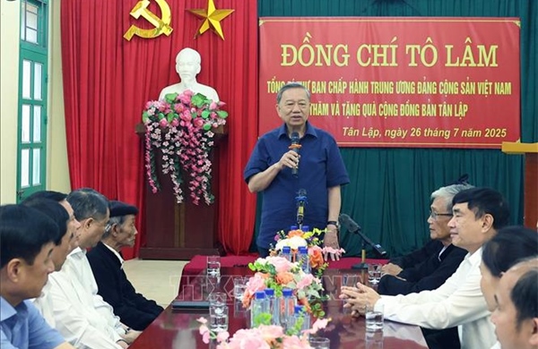 Tổng Bí thư Tô Lâm kiểm tra vận hành hoạt động hệ thống chính trị xã Si Pa Phìn (tỉnh Điện Biên)