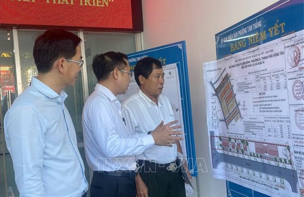 Một phường ở TP Hồ Chí Minh chấm dứt thu tiền mặt thuế, phí tại trụ sở
