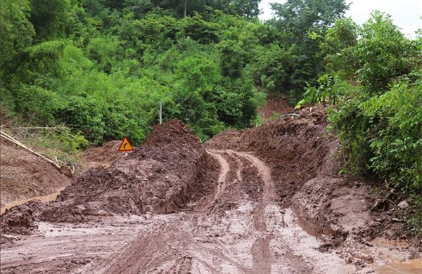 Thời tiết đêm 17/8: Khu vực Thanh Hóa, Nghệ An cục bộ có nơi mưa trên 250mm