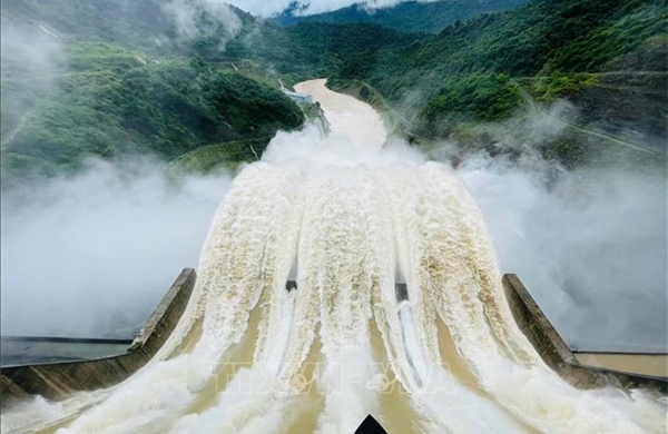 Thủy điện Bản Vẽ vận hành giảm lũ cho hạ du 