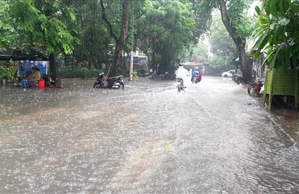 Thời tiết đêm 24 và ngày 25/9: Miền Bắc và Bắc Trung Bộ nhiều nơi mưa lớn, gió mạnh