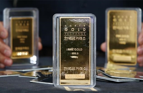 Giá vàng thế giới tiếp tục phá ngưỡng 4.300 USD/ounce