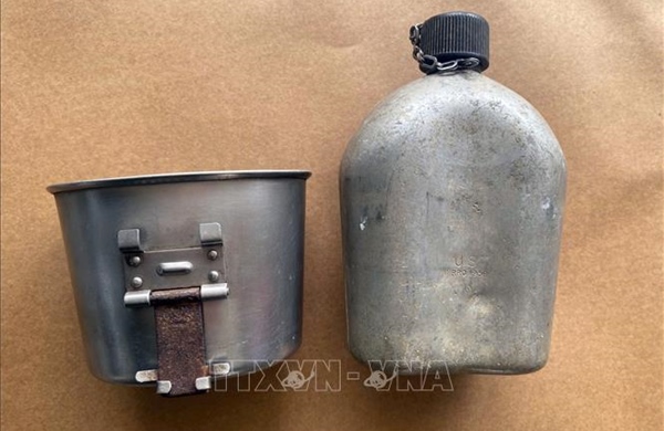 Hiến tặng hơn 200 kỷ vật kháng chiến cho Bảo tàng Quân khu 5