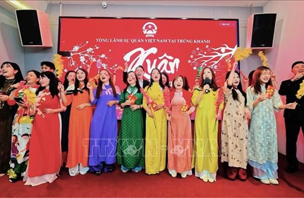 Mang không khí Tết cổ truyền đến với cộng đồng người Việt tại Trung Quốc