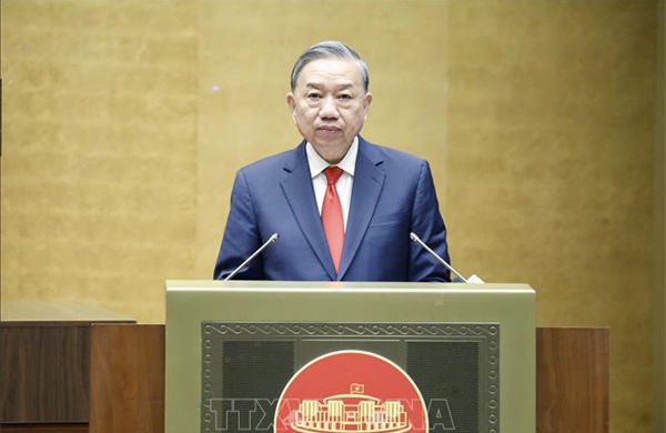 Để công tác cán bộ là then chốt của then chốt