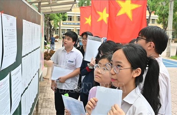 Hà Nội công bố số lượng học sinh đăng ký vào lớp 10 của từng trường