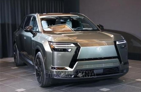 Toyota ra mắt mẫu xe điện ba hàng ghế đầu tiên của Lexus