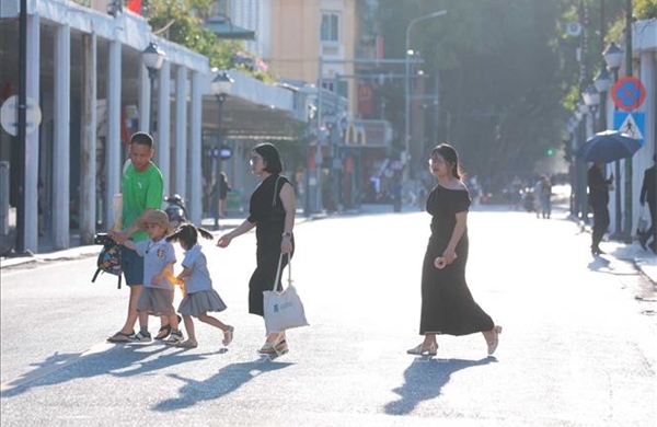 Hà Nội: Đón trẻ sớm, không tổ chức hoạt động ngoài trời khi nắng nóng