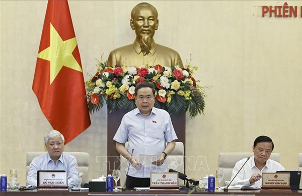 Khai mạc Phiên họp thứ 3 của Ủy ban Thường vụ Quốc hội