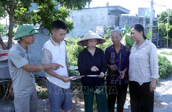 Chính quyền giao đất khi mặt bằng chưa sạch, người dân vướng vào tình cảnh trớ trêu