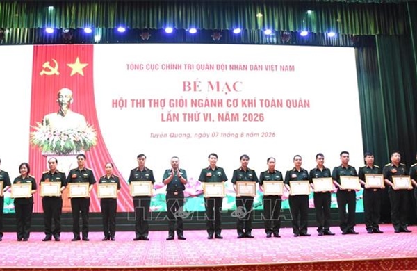 Tôn vinh những 'Bàn tay Vàng' ngành Cơ khí toàn quân